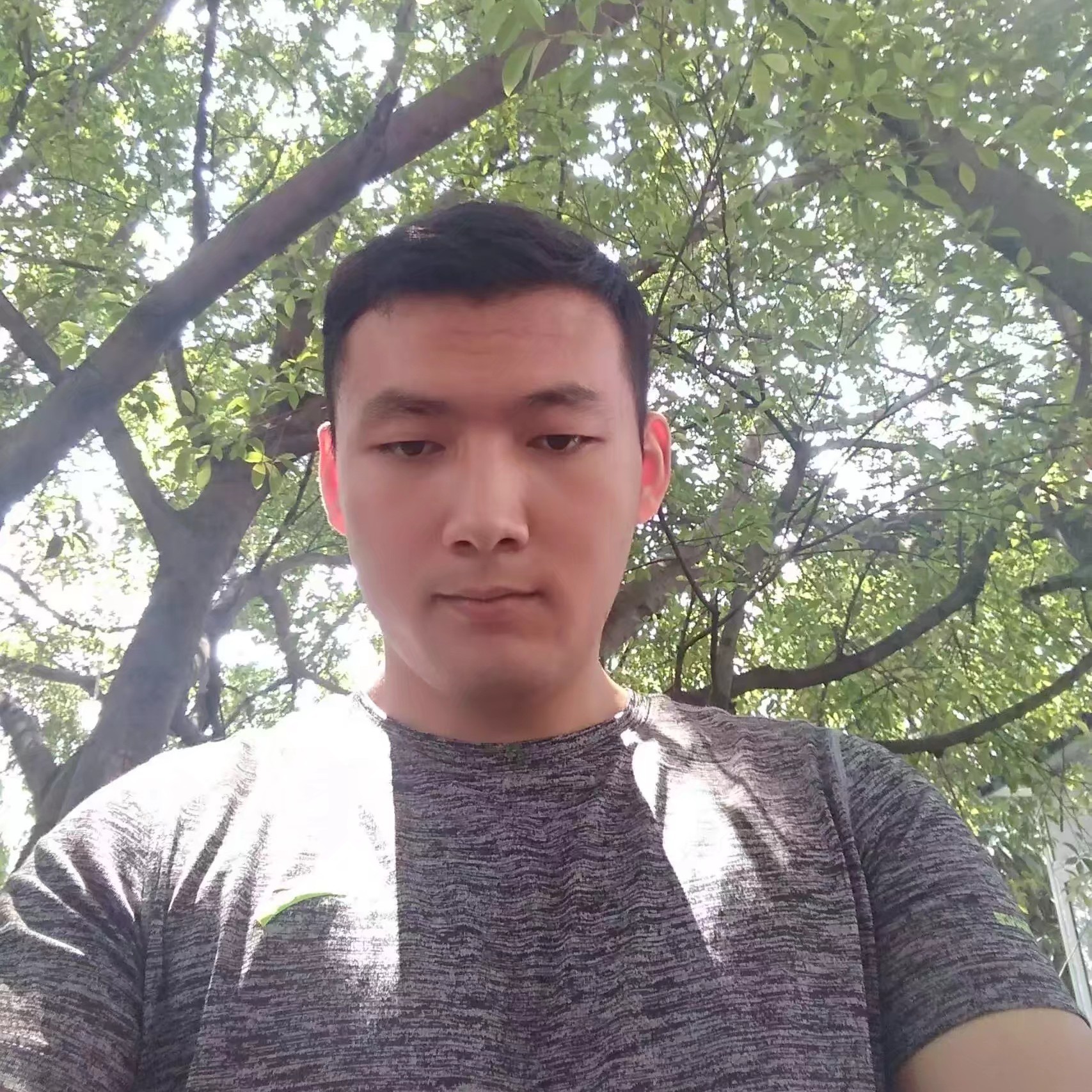 至仁的照片