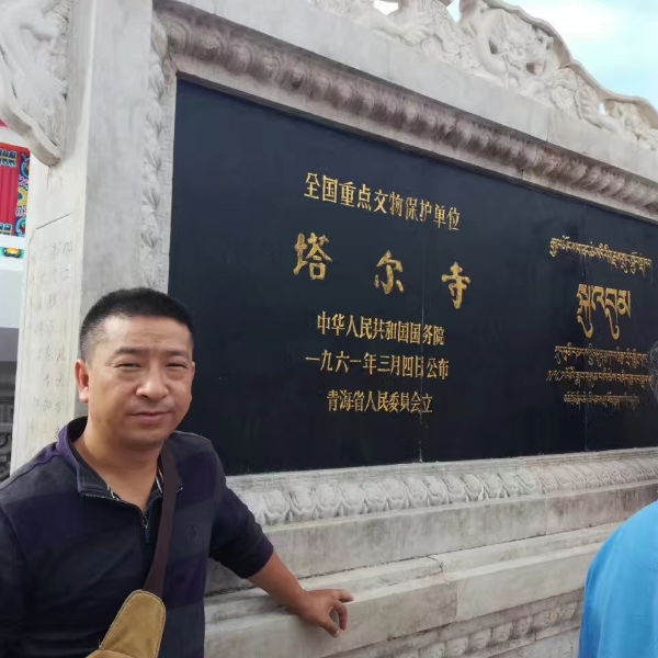 黛儿闻大意的照片