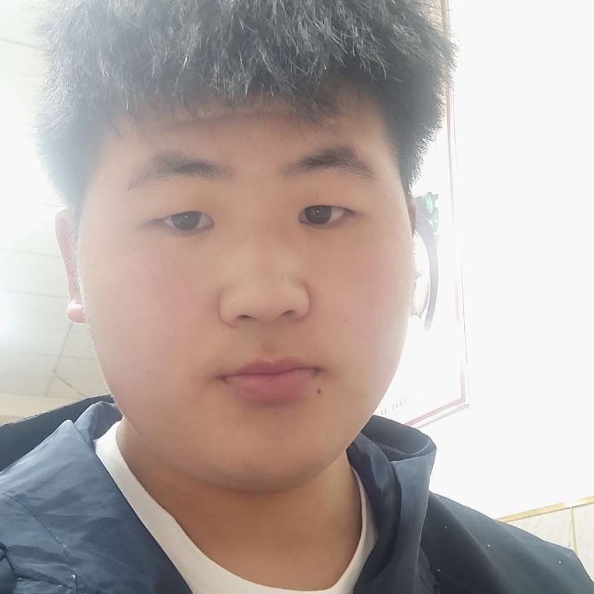 尘宵初见的照片