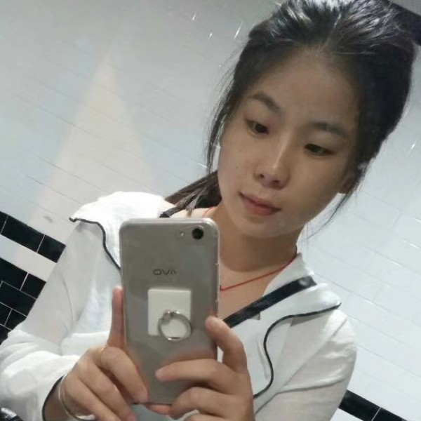 棉花糖深拥单纯的照片