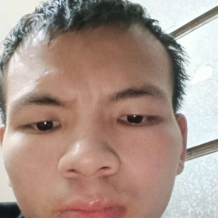 着急相许帅哥的照片