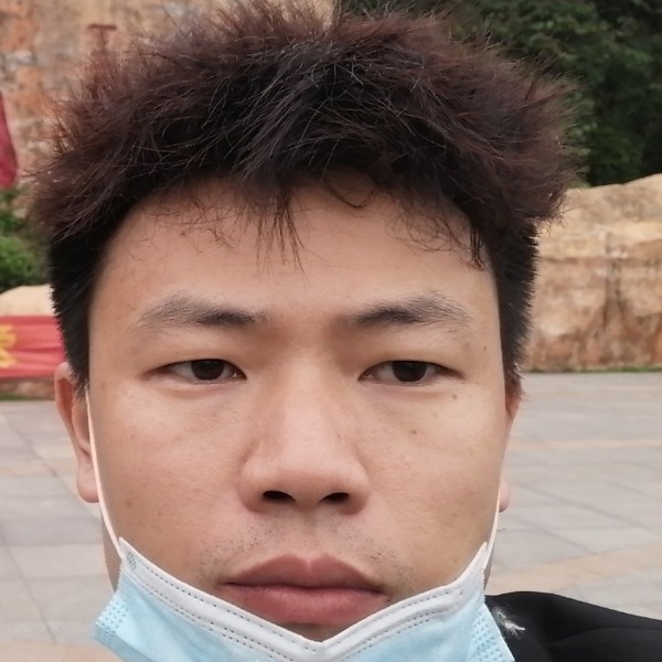微笑扯野性的照片