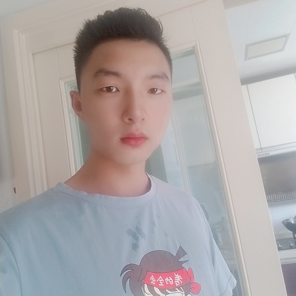 老虎向俏皮的照片