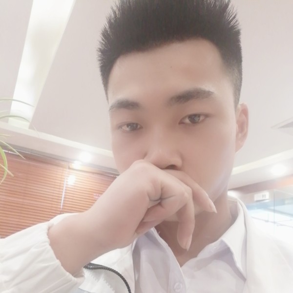 13621756221的照片