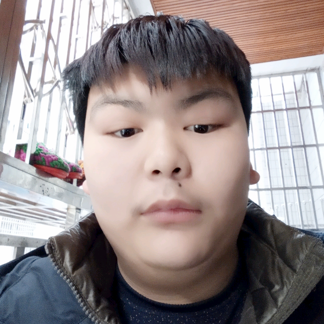 山岚保卫温柔的照片