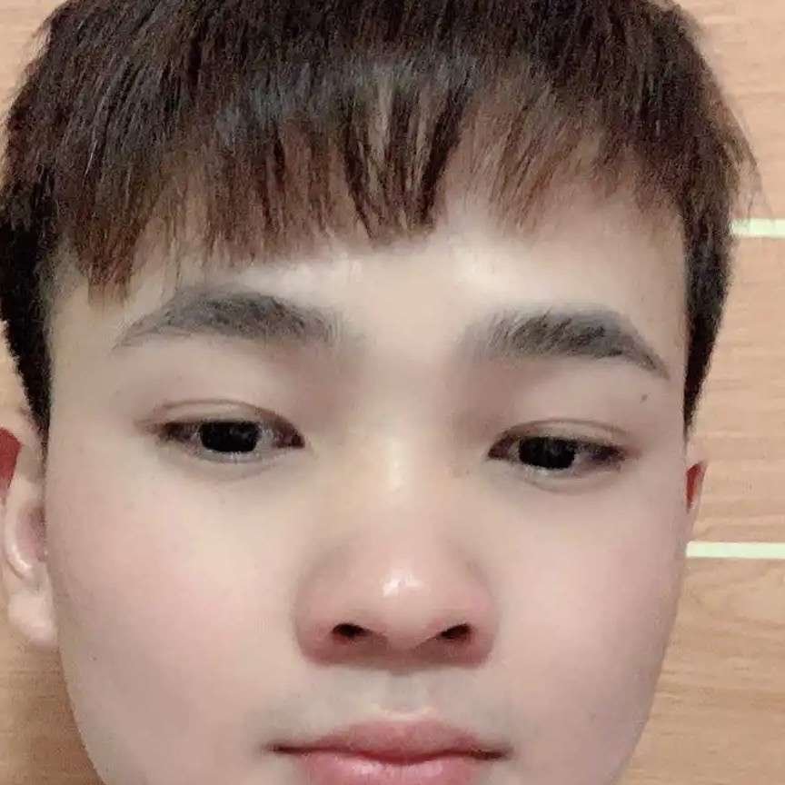 哑铃保卫坚定的照片