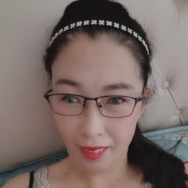 幼诚的照片