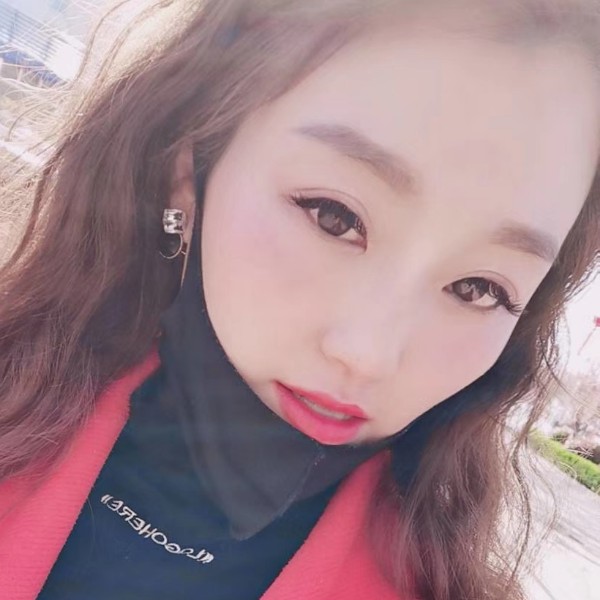 红太狼来了的照片