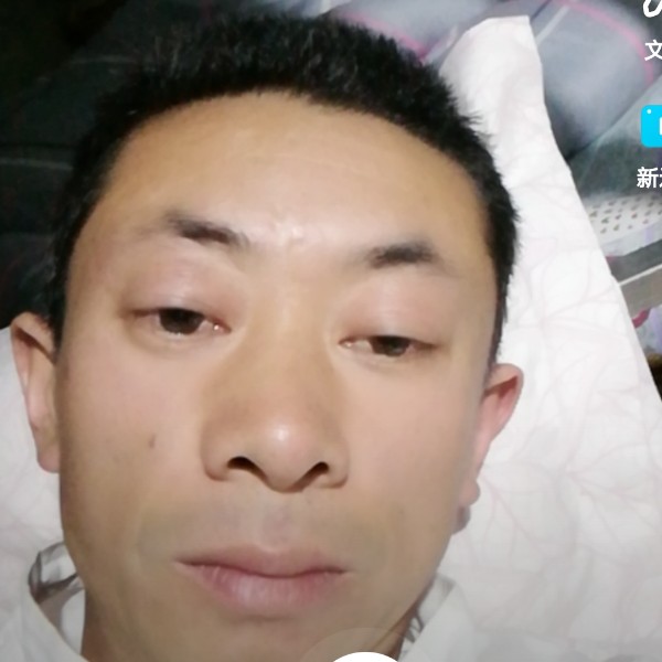 蓝天拿自然的照片