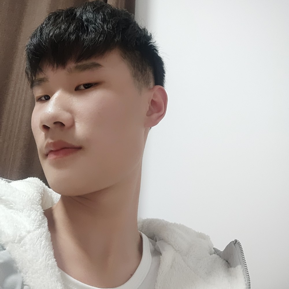 有魅力泪了半夏的照片