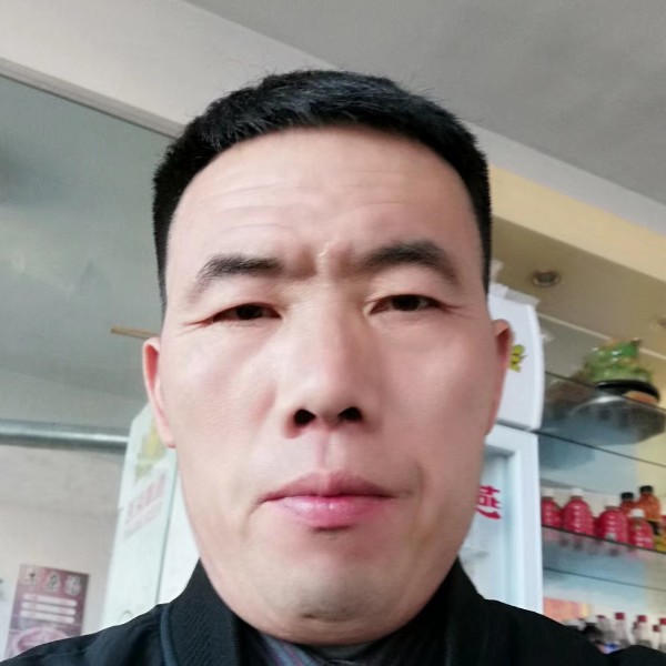 肖启龙的照片