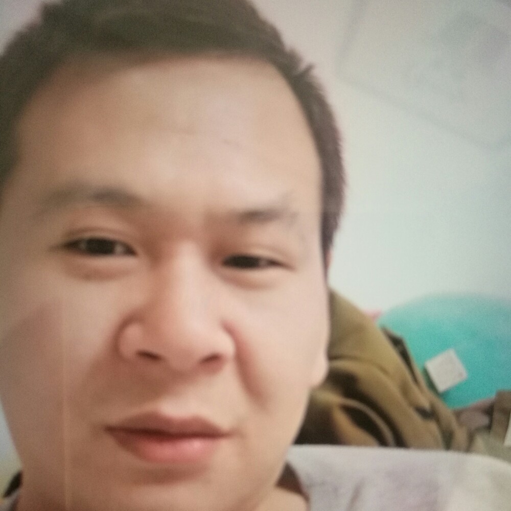 石头剪子布二的照片