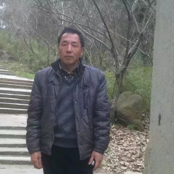 无人可抱的照片