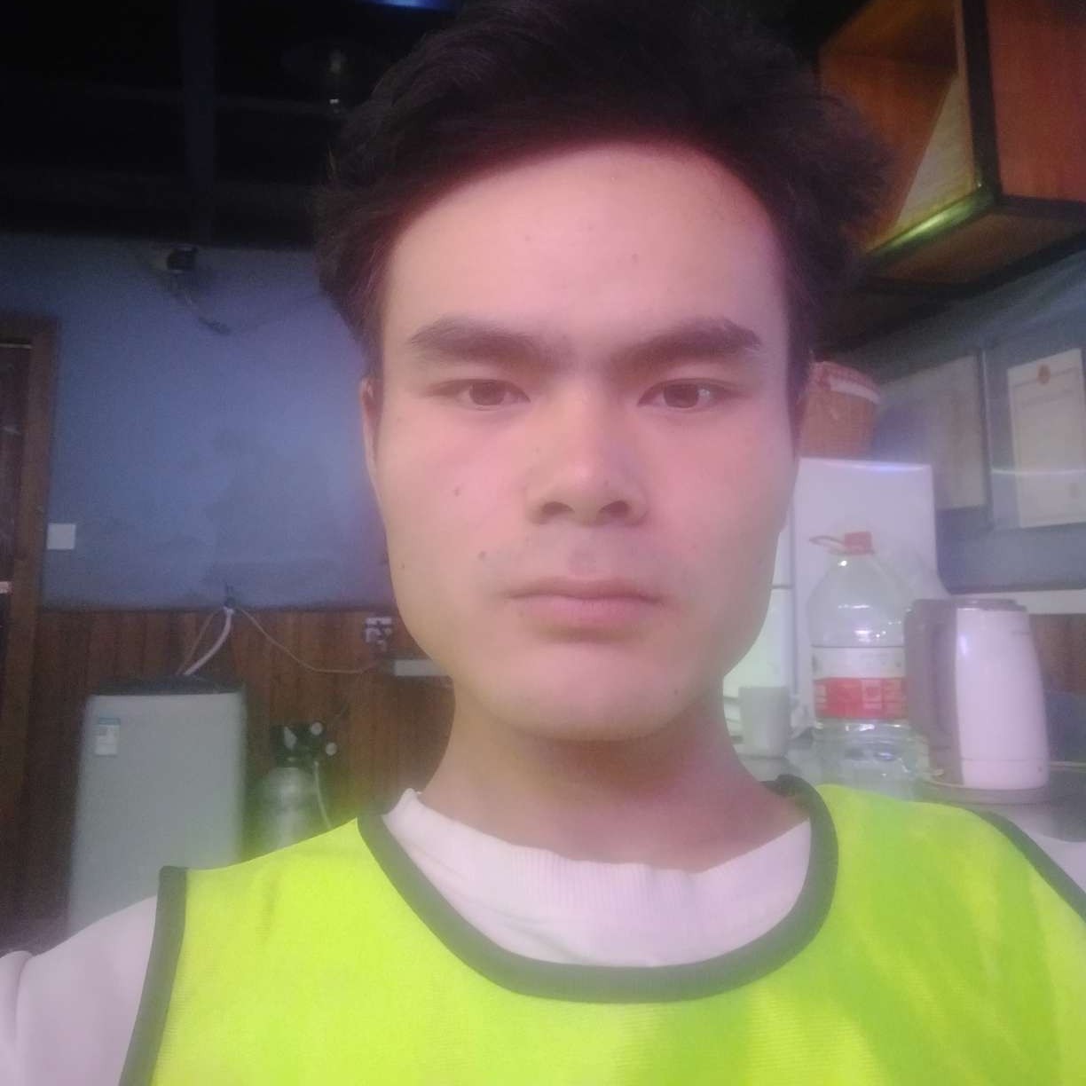 寻一红颜的照片