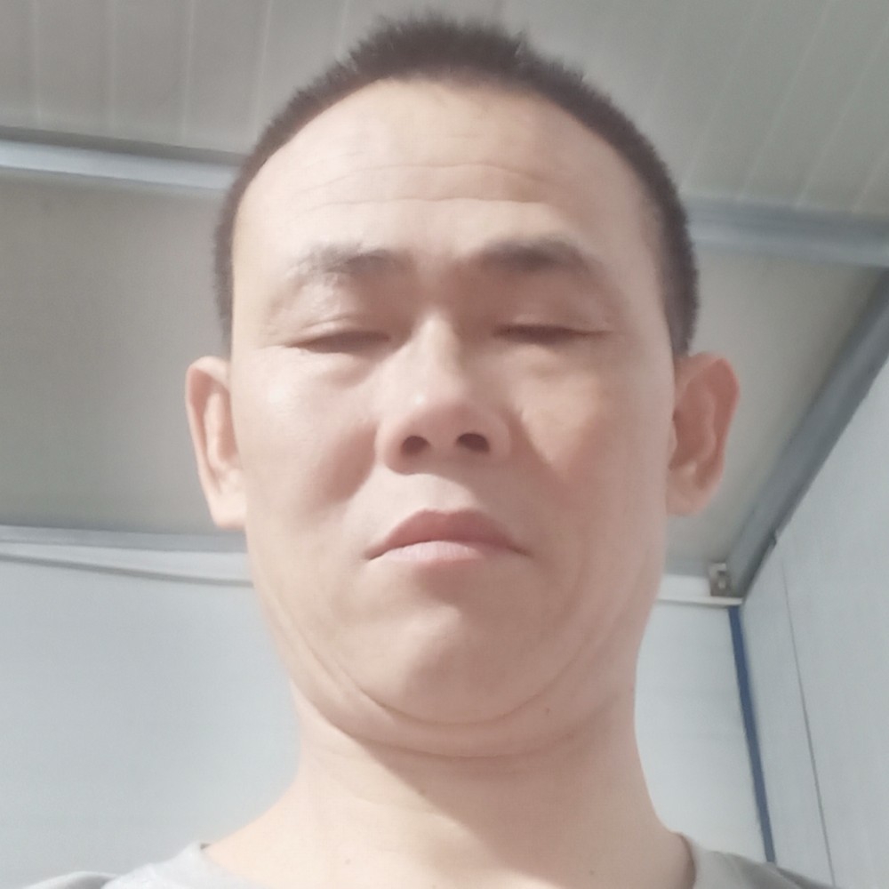 正直拾忆大门的照片