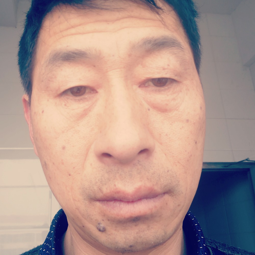 雪碧凝眸醉熏的照片