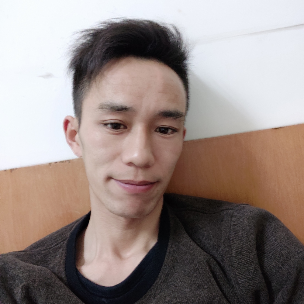 。。。。。，。的照片