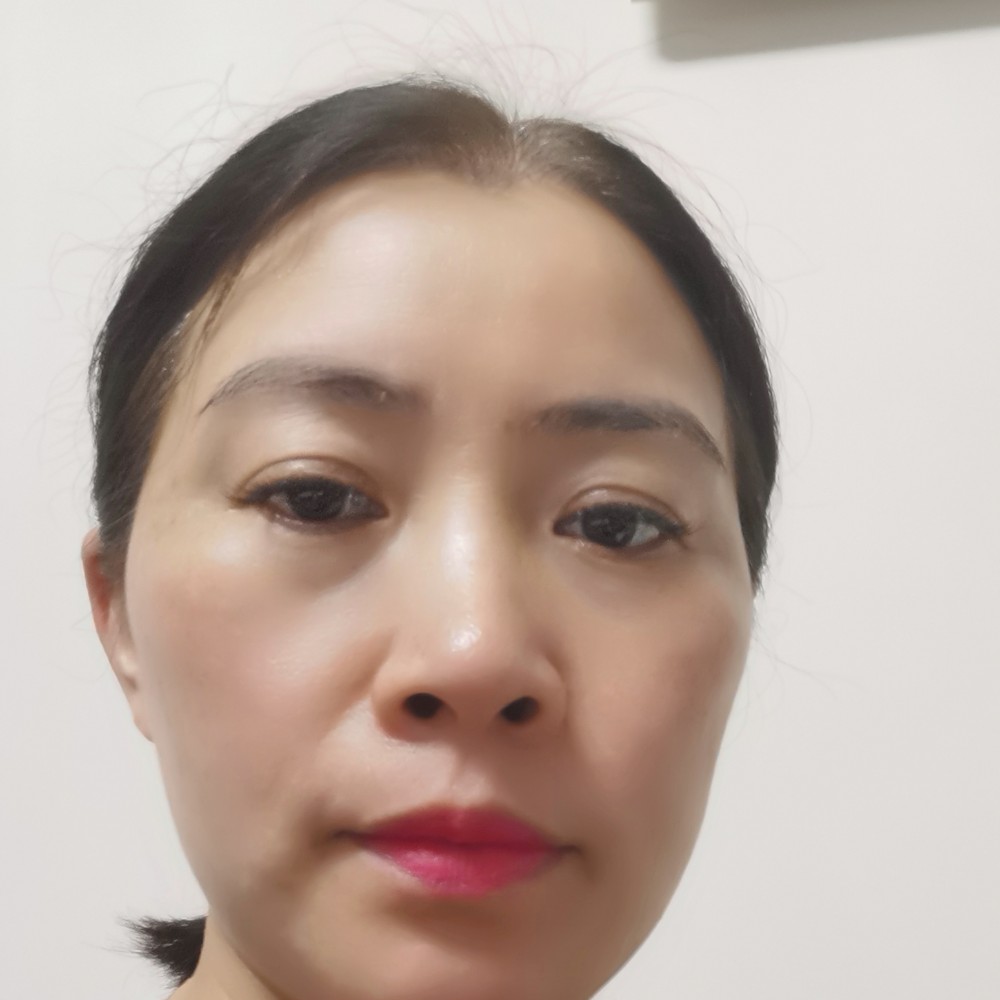 清曲粗暴的照片