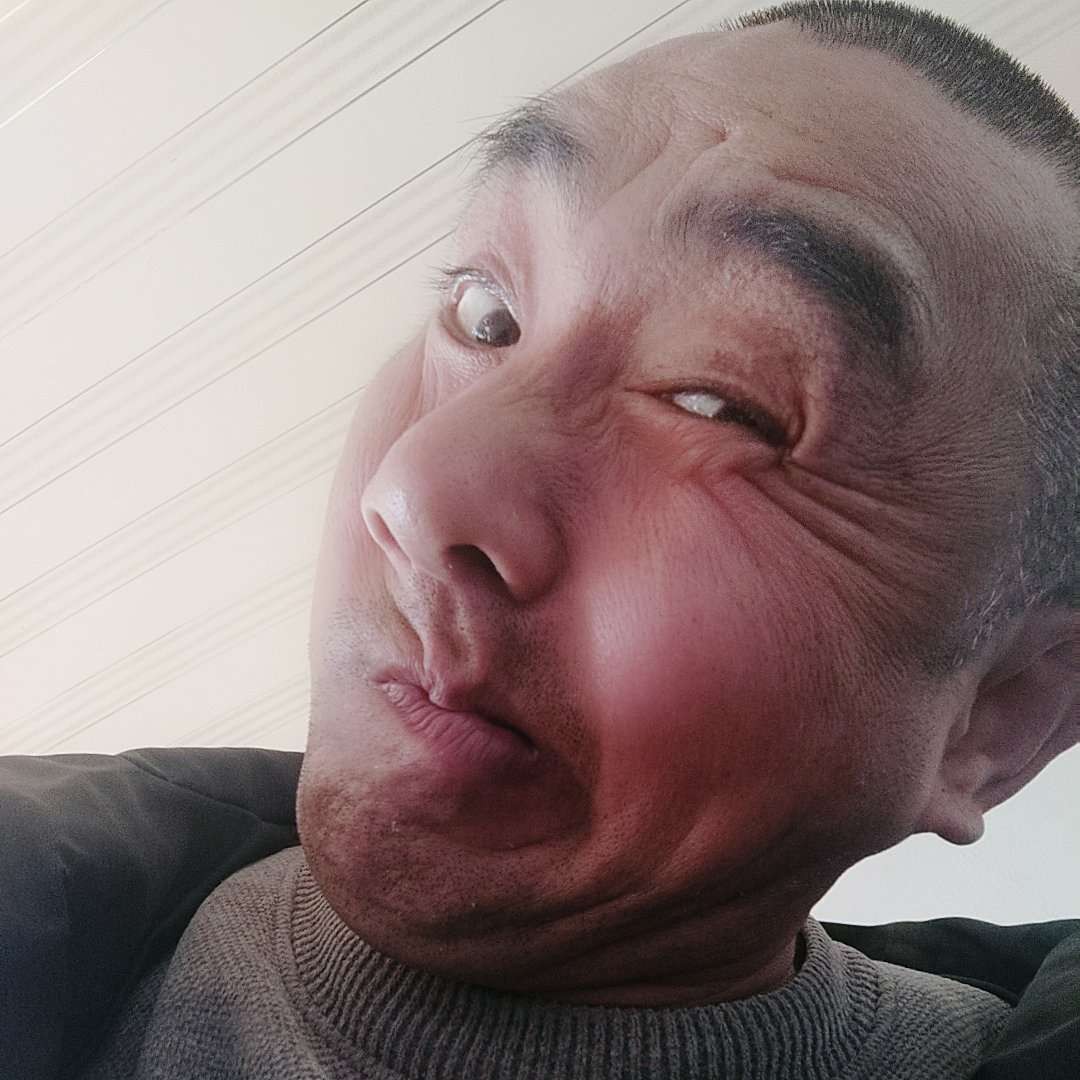老色男的照片