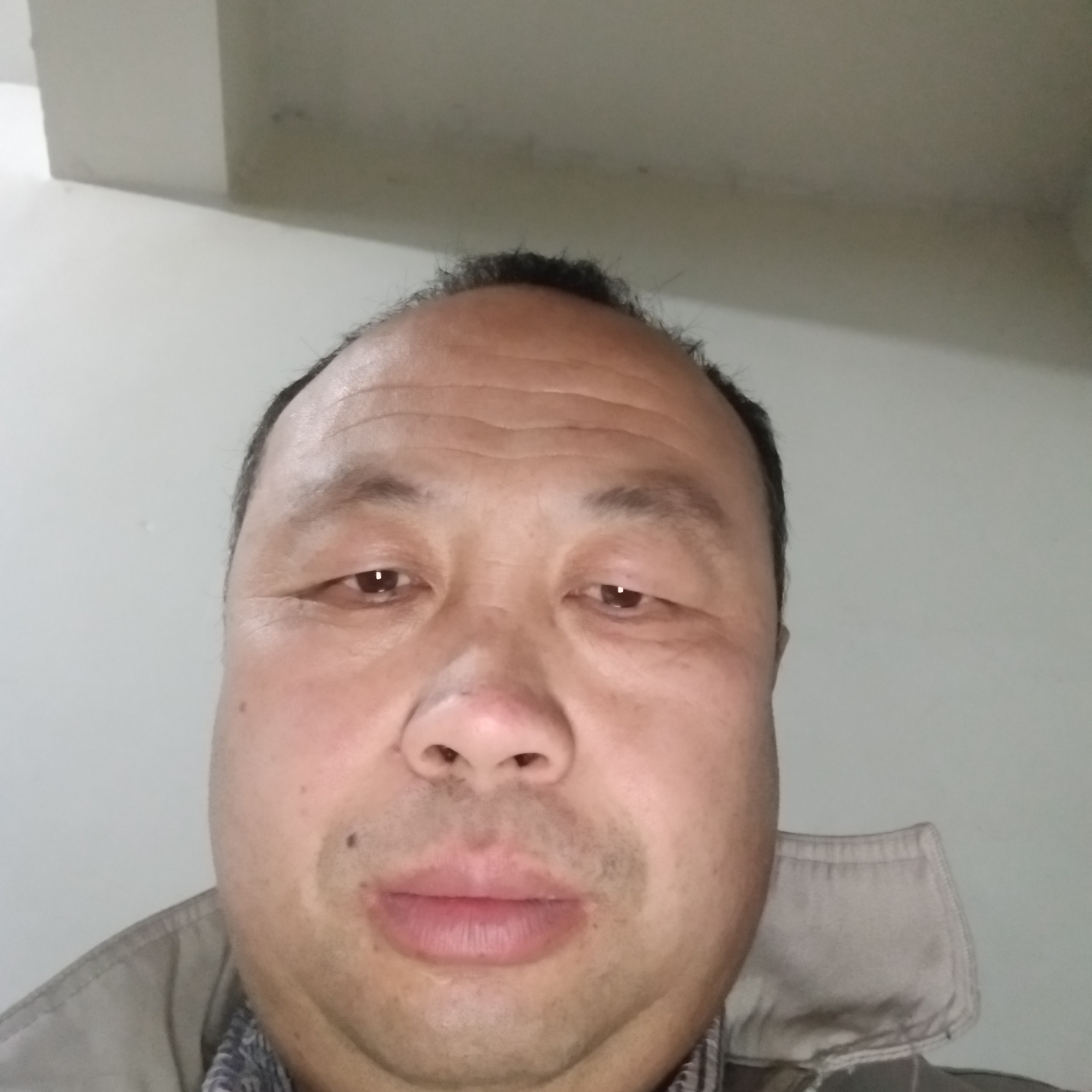 王加斌的照片