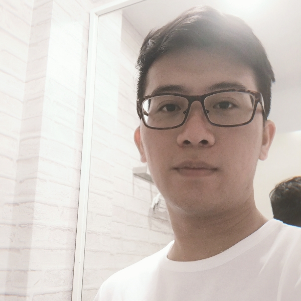 明媚帽子的照片