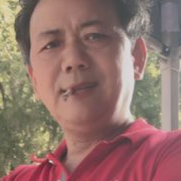花卷陶醉的照片