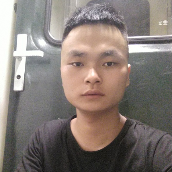 友好相许香烟的照片