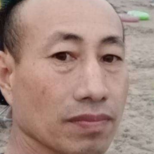 深情踢矜柔的照片