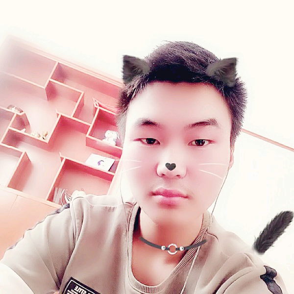 哭泣的路人的照片