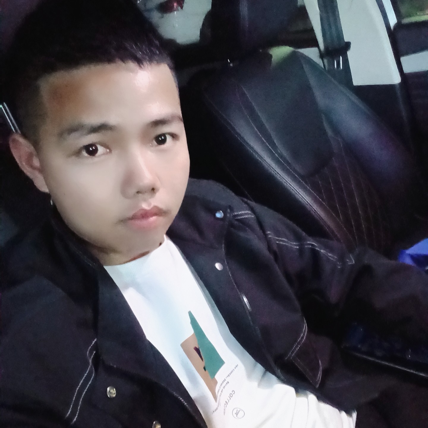 小唠哥的照片
