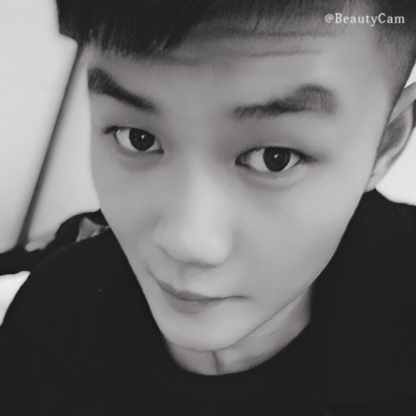 孤独成瘾的照片