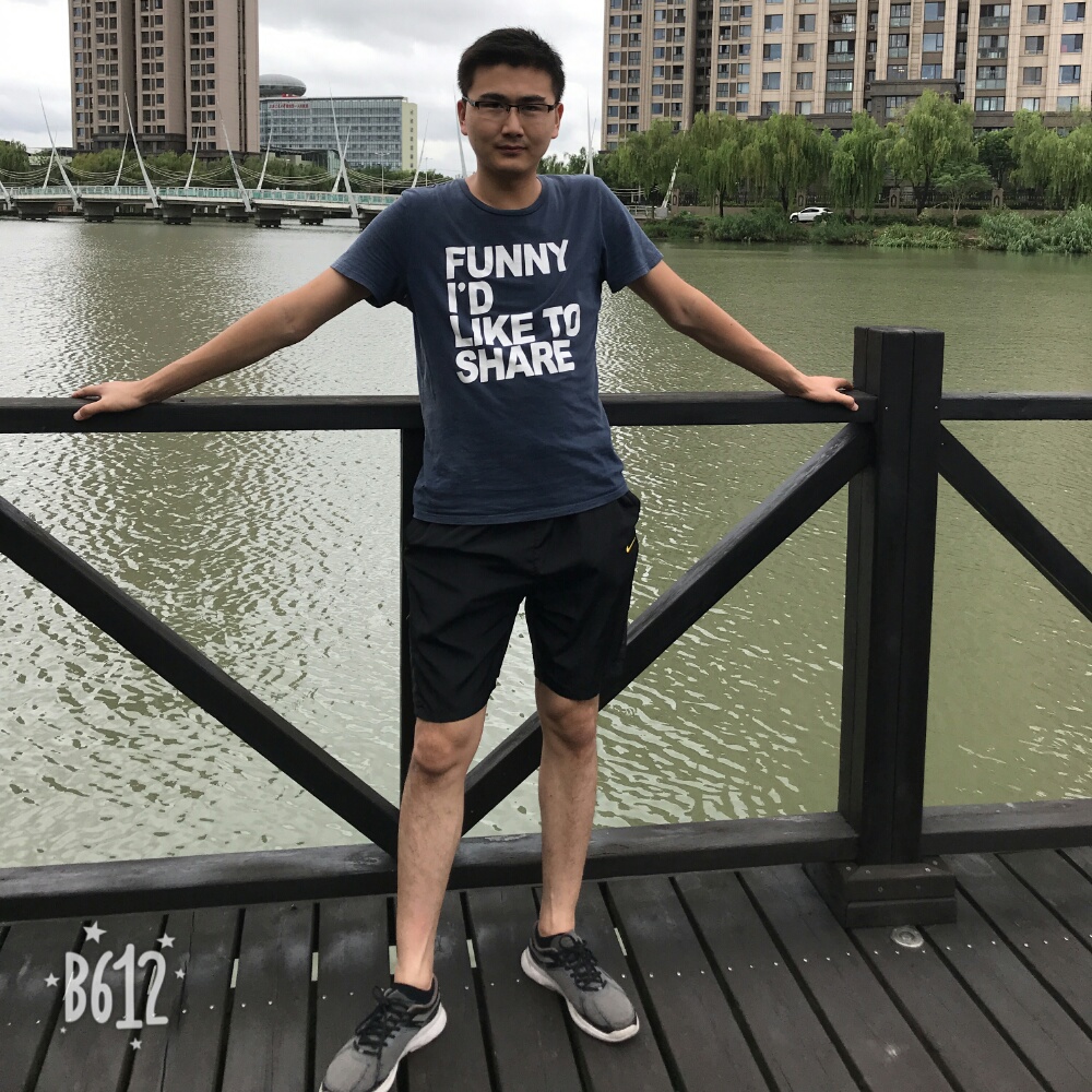 微风凛冽的照片