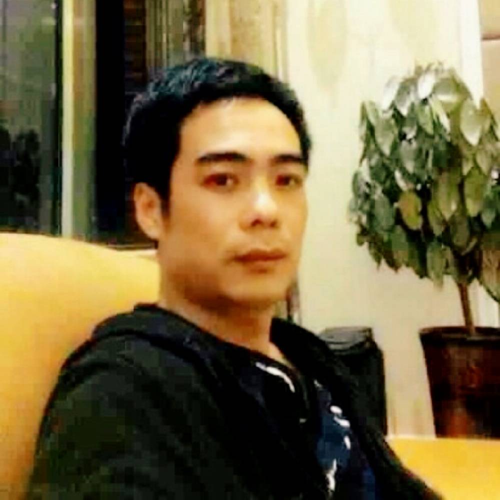 笑靥邂逅狂野的照片