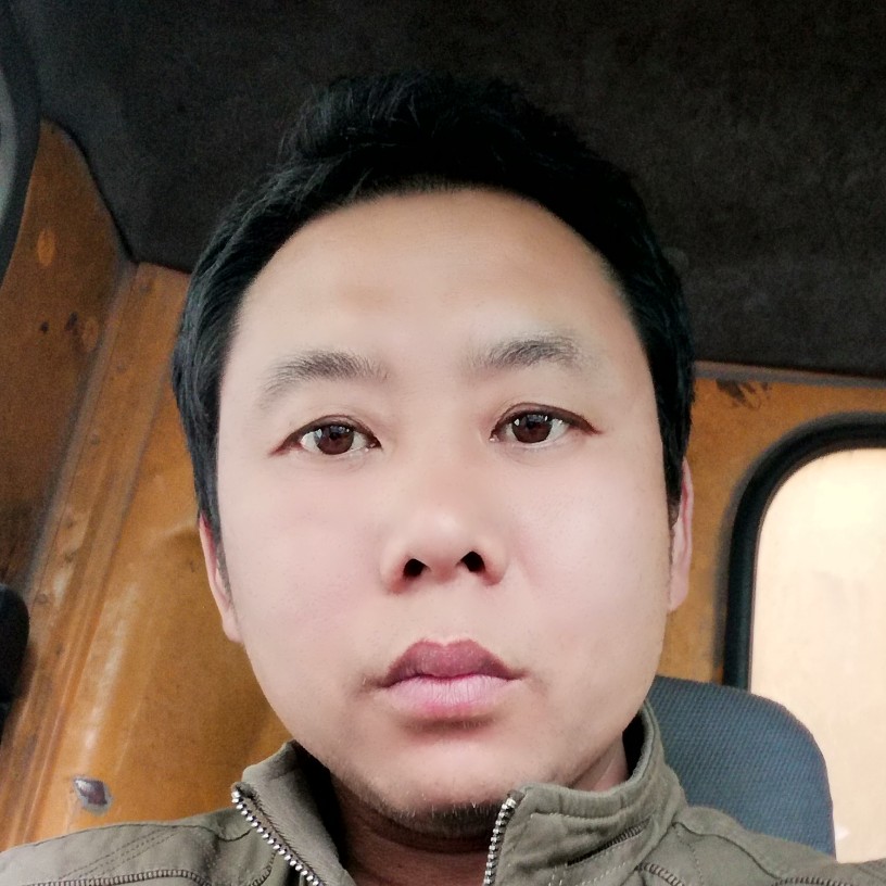 草丛呆萌的照片