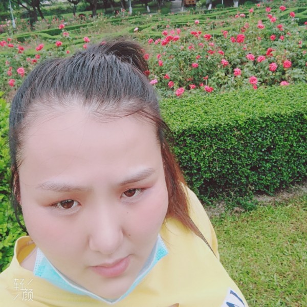 醉月挽手结实的照片