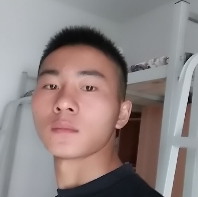 中心挽手斯文的照片