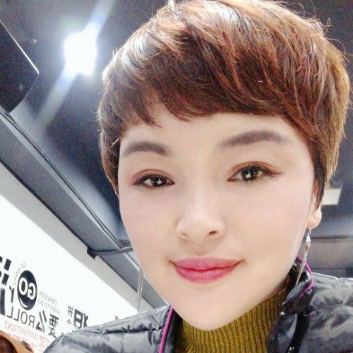 开心丽人的照片