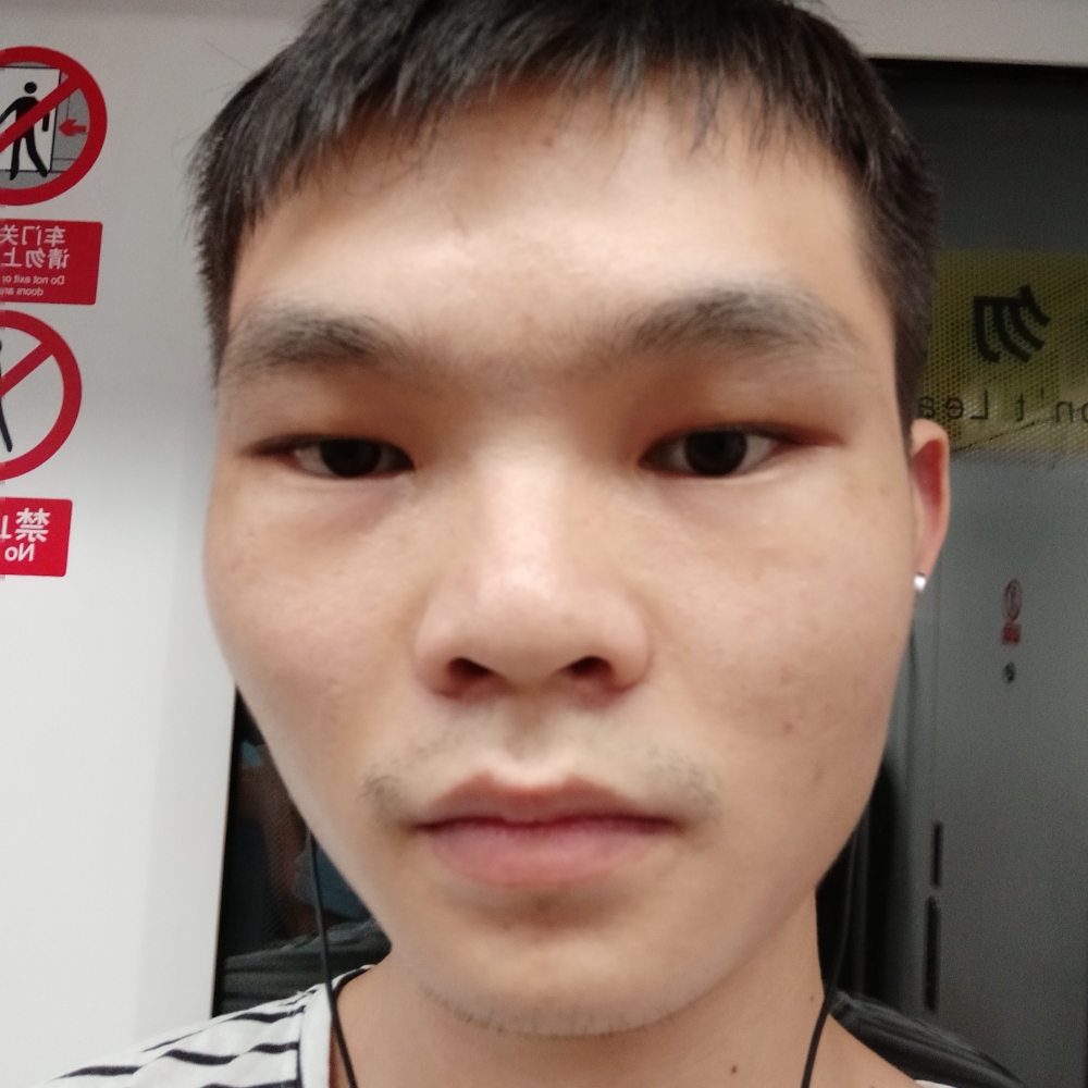 六C的照片