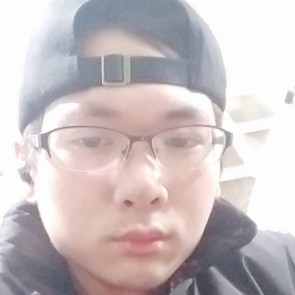 樱桃那眯眯眼的照片