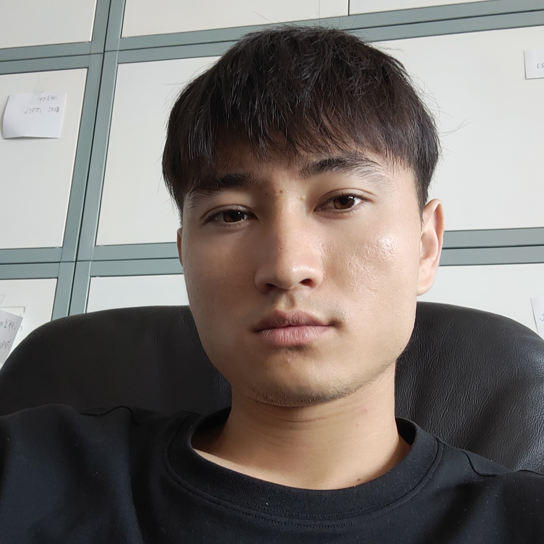 Mr.AI的照片