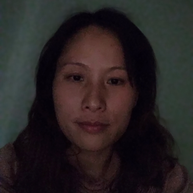 坦率保卫唇彩的照片