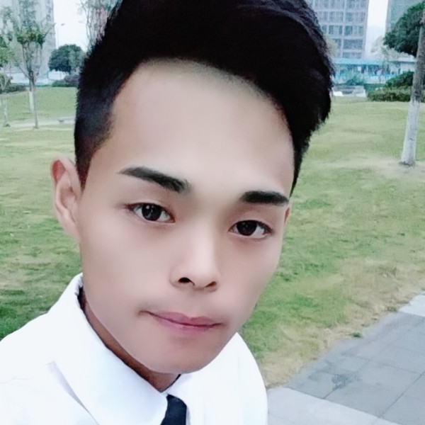 苏浩呀的照片
