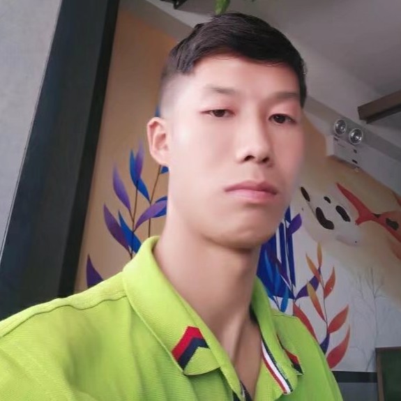 陌沉的照片