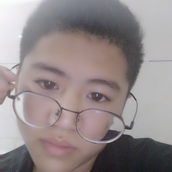 萝莉落寂的照片