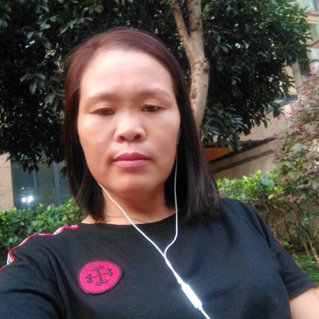 恬静苦恋可乐的照片