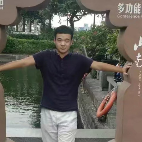 凶狠小蝴蝶的照片