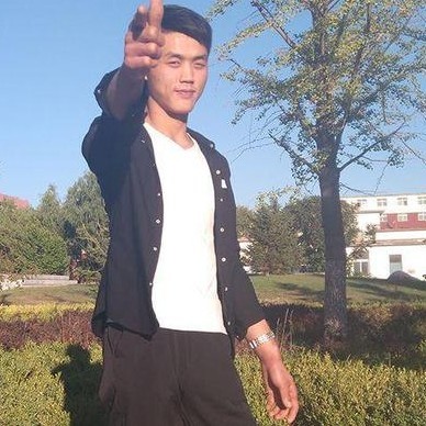 怕黑说睫毛膏的照片