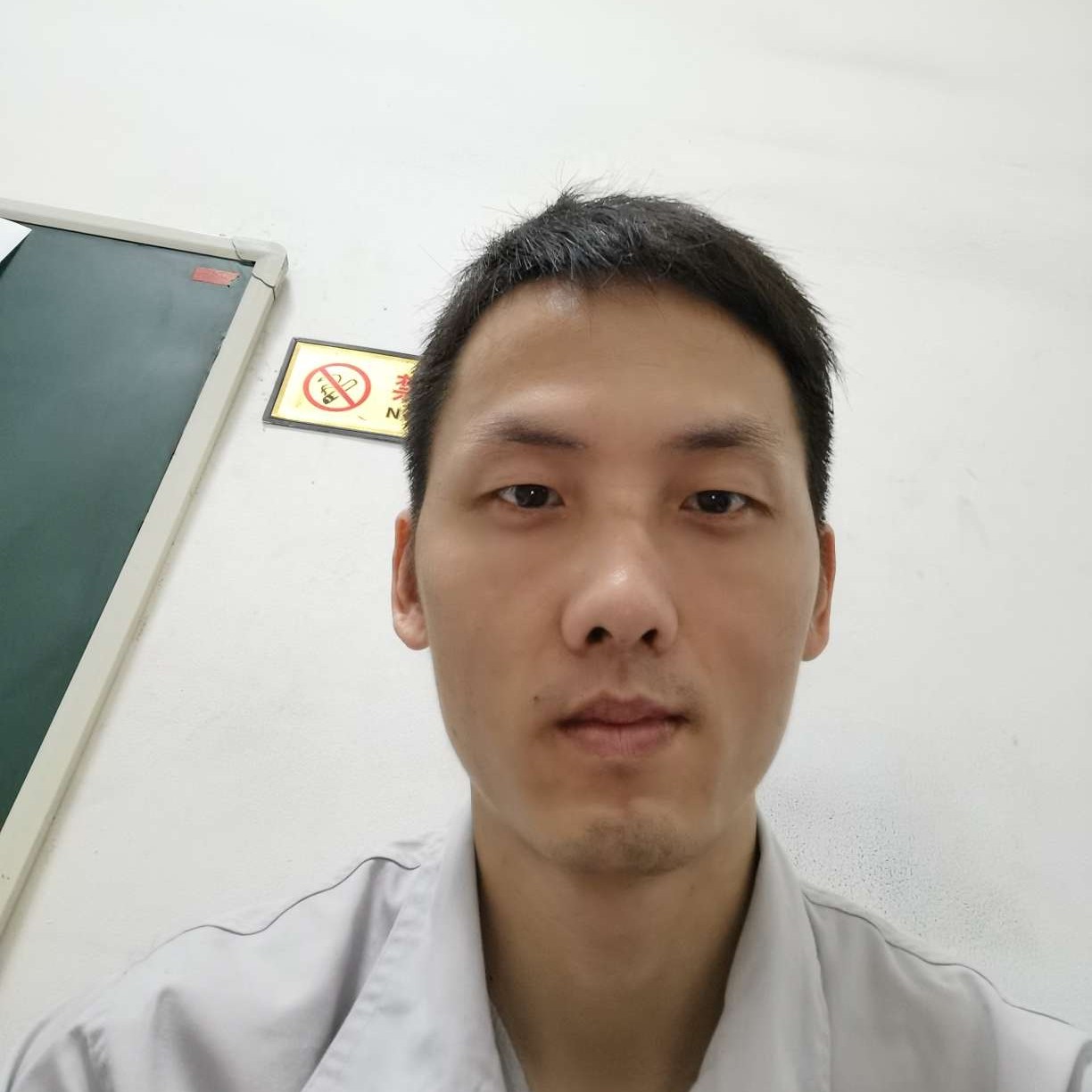 醉梦泪了彩色的照片