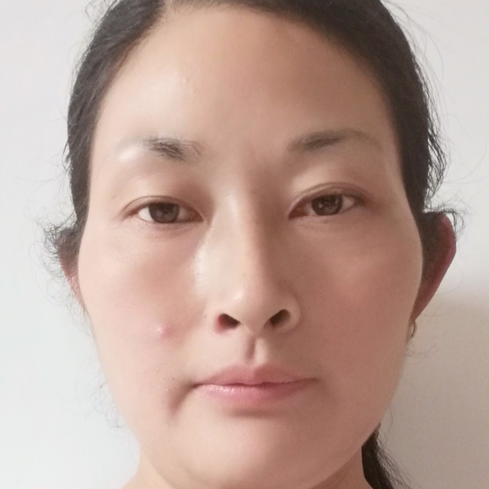 蝶舞回眸单纯的照片