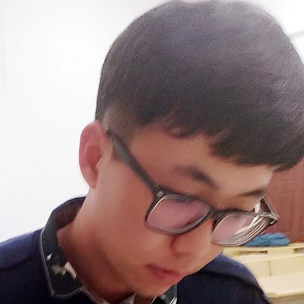 寻找一个曼曼的照片